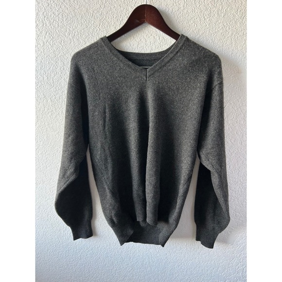 Mens V Neck 100% Cashmere Sweater Dark Gray Size M Casual Classic Preppy - Picture 7 of 7